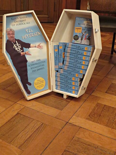 Der Verkaufssarg | Foto: Brigitte Melder