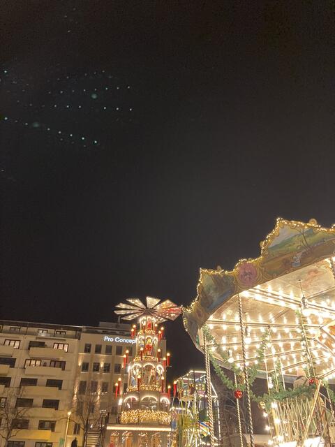 Weihnachtsmarkt rund um den Wasserturm in Mannheim 2024 | Foto: Anouar Touir