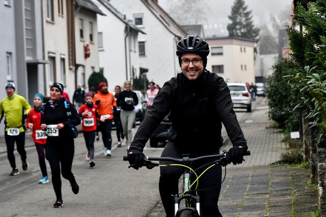 Adventslauf In Landstuhl. | Foto: Erik Stegner