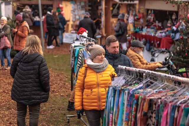Anneresl Weihnachtsmarkt in Rheinzabern 2024 | Foto: Paul Needham
