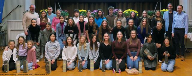 Von Abteilungsleiterin Simone Illing geehrte Rope-Skipper | Foto: Karsten Illing