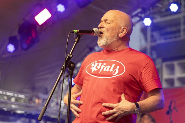 Rückblick Mai 2024: Der FCK im DFB-Pokal-Endspiel und die anonyme Giddarischde mittendrin | Foto: Jens Vollmer