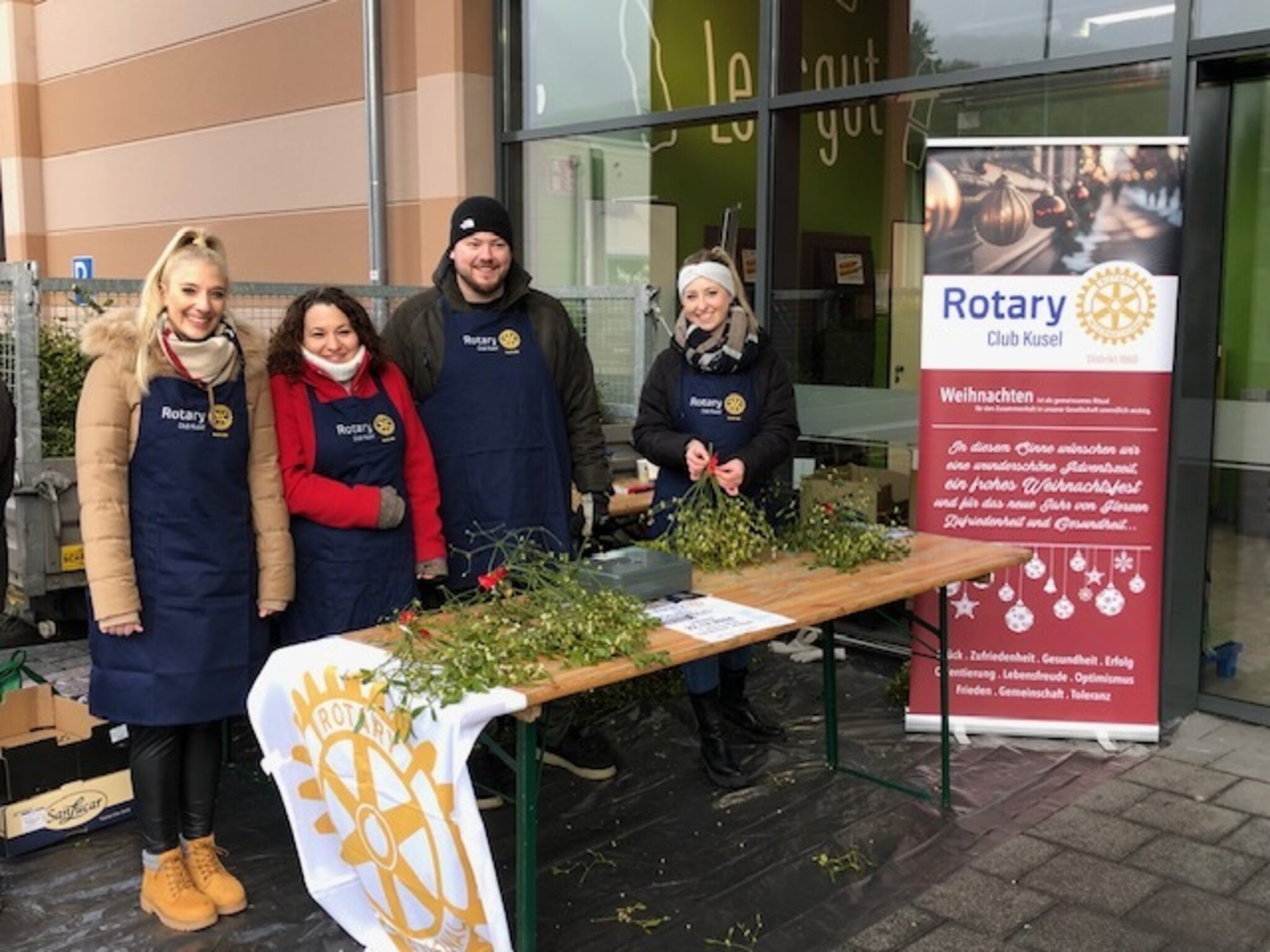 Mistelzweigaktion des Rotary Clubs Kusel für