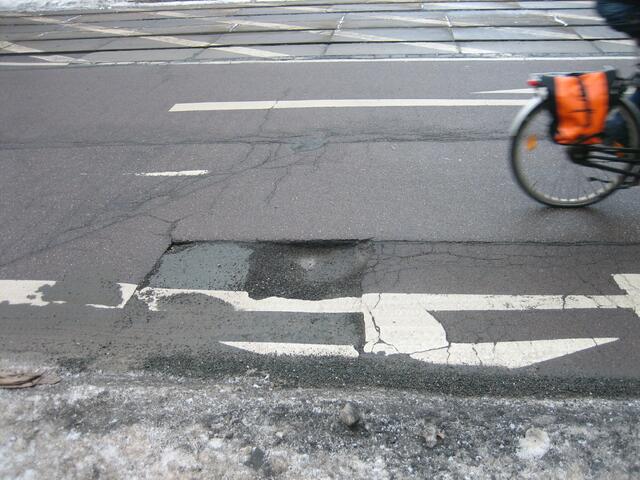 Schlaglöcher auf dem Weg | Foto: ADFC