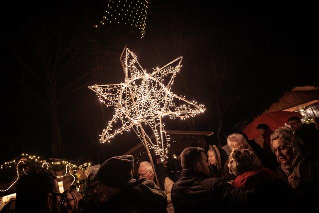 Bellheimer Nikolausmarkt im Spiegelbachpark | Foto: Paul Needham