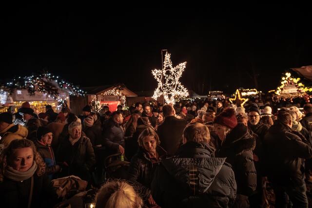 Nikolausmarkt in Bellheim - 2024 | Foto: Paul Needham