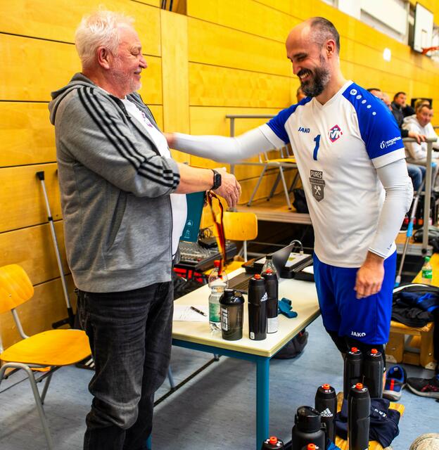 Ein Dankeschön an Uwe Stoklasa | Foto: Wolfgang Neuberth