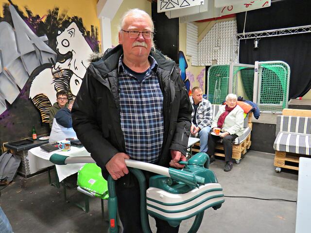 Außergewöhnliche Staubsauger brauchen ein besonderes Händchen | Foto: Brigitte Melder