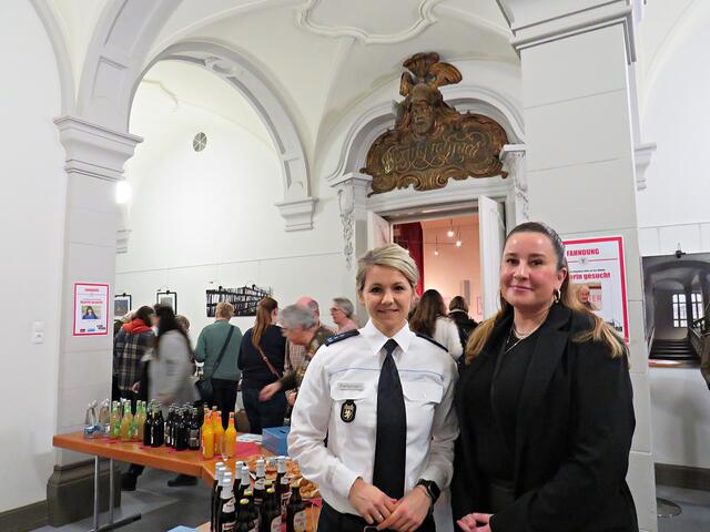 Frau Petersen und Frau Kollmar | Foto: Brigitte Melder