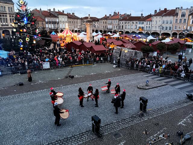 Nikolausmarkt auf dem Place Duroc | Foto: Stadt 