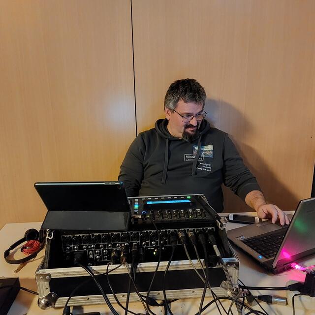 Heiko an der Technik | Foto: Brigitte Melder