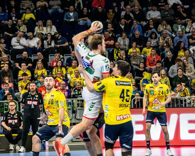 Albin Lagergren gegen Halil Jaganjac | Foto: Wolfgang Neuberth