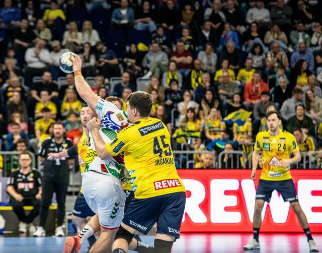 Halil Jaganjac gegen Albin Lagergren  | Foto: Wolfgang Neuberth