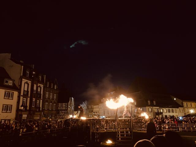 Sonntag, 22. Dezember 2024: Weihnachtsumzug mit Hans Trapp und Christkindl | Foto: Anouar Touir