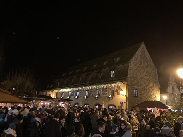 Sonntag, 22. Dezember 2024: Weihnachtsumzug mit Hans Trapp und Christkindl | Foto: Anouar Touir