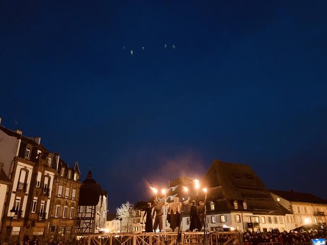 Sonntag, 22. Dezember 2024: Weihnachtsumzug mit Hans Trapp und Christkindl | Foto: Anouar Touir
