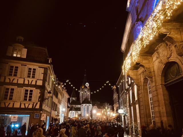 Sonntag, 22. Dezember 2024: Weihnachtsumzug mit Hans Trapp und Christkindl | Foto: Anouar Touir