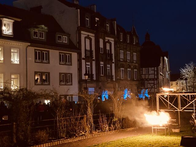 Sonntag, 22. Dezember 2024: Weihnachtsumzug mit Hans Trapp und Christkindl | Foto: Anouar Touir