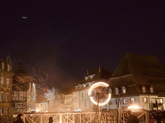 Sonntag, 22. Dezember 2024: Weihnachtsumzug mit Hans Trapp und Christkindl | Foto: Anouar Touir