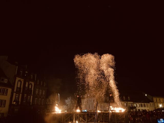 Sonntag, 22. Dezember 2024: Weihnachtsumzug mit Hans Trapp und Christkindl | Foto: Anouar Touir