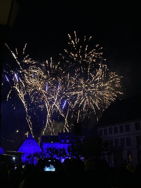 Sonntag, 22. Dezember 2024: Weihnachtsumzug mit Hans Trapp und Christkindl | Foto: Anouar Touir