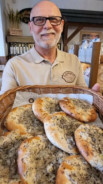  In der Bäckerei „Bäckerei Kuźmiuk“ gibt es „Cebularz“ | Foto: © www.jowapress.de