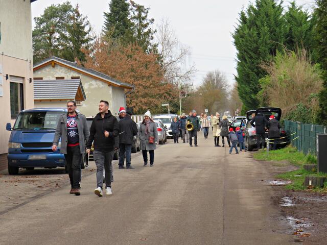 Eintreffen der MusikerInnen | Foto: Brigitte Melder