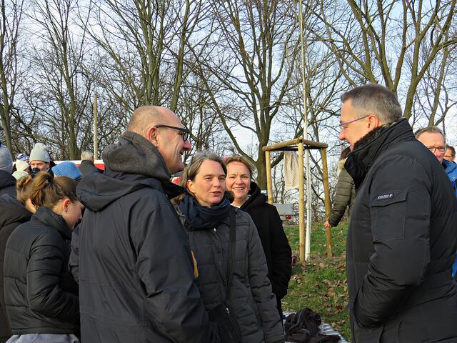 Ob da schon über die Sauna im nächsten Jahr geredet wird? | Foto: Brigitte Melder
