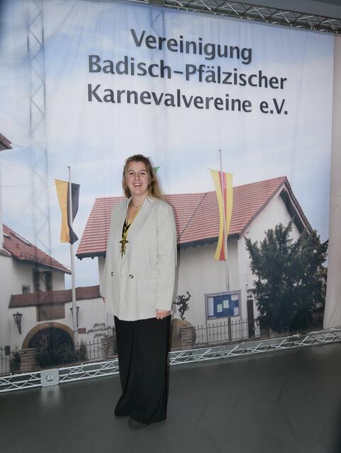 Ausgezeichnete Trägerin des goldenen Löwen: Franziska Bitzer | Foto: Bild: Martina Dauenhauer