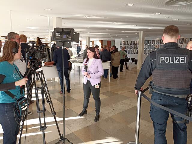 Die Polizeipräsenz war massiv | Foto: HBG