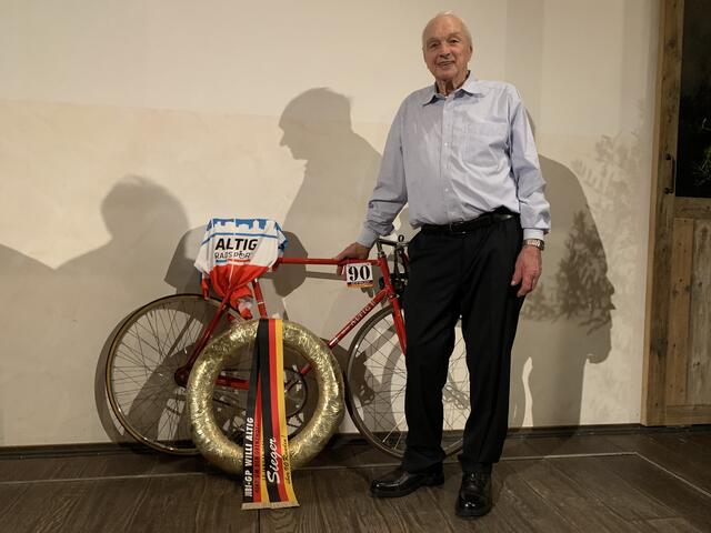 Radsport-Legende Willi Altig feierte seinen 90. Geburtstag | Foto: Michael Sonnick