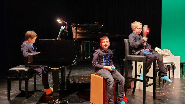 Die musikalische Begleitung bei "Zebras Streifen" | Foto: Angela Molter