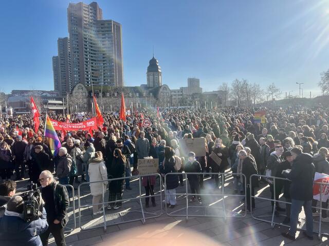 "Wir sind die Brandmauer"  | Foto: Roland Kohls