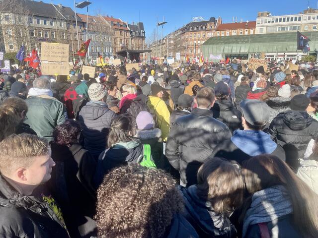 "Wir sind die Brandmauer"  | Foto: Roland Kohls