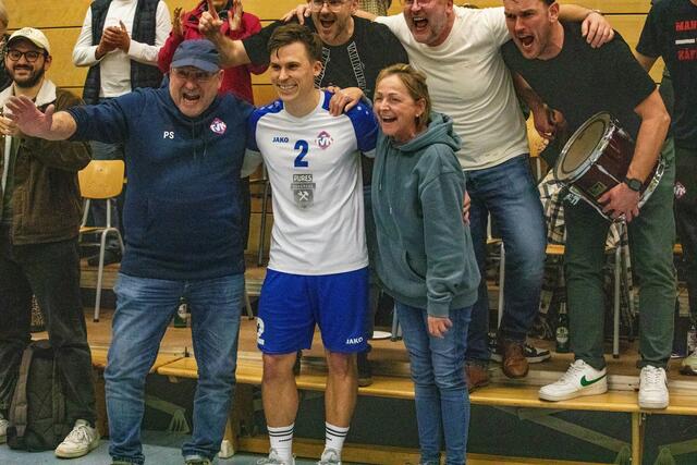 Felix Klassen , sein letztes Heimspiel und die Fans eine Stütze der Mannschaft | Foto: Wolfgang Neuberth