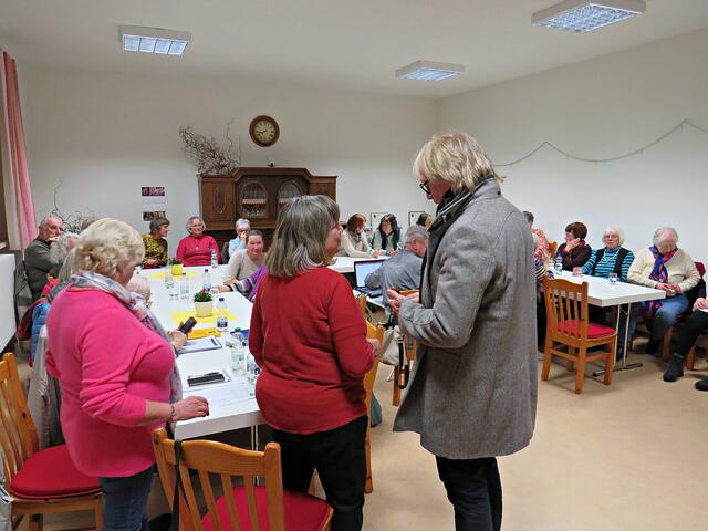 Bürgermeister Stefan Veth kam auf einen Sprung vorbei | Foto: Brigitte Melder