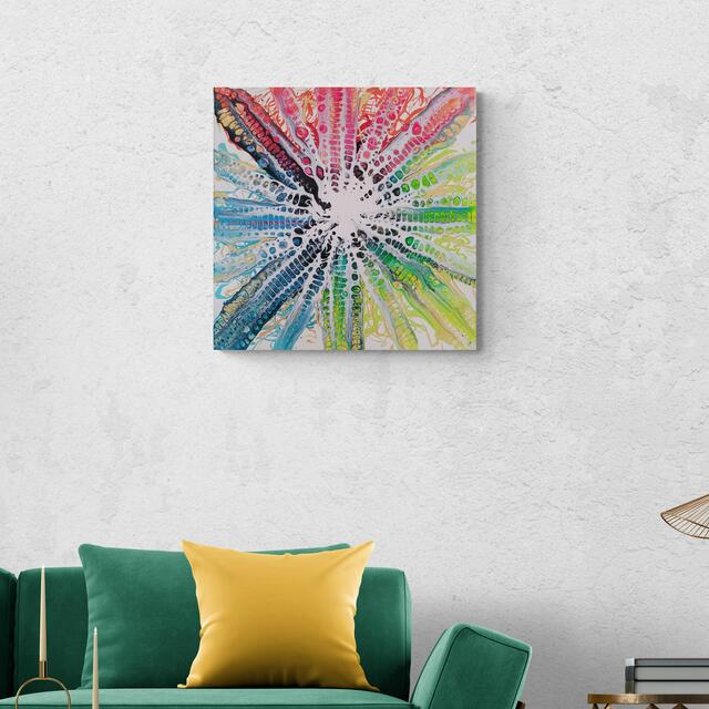 Titel: Center Shock
Medium: Acrylic Pouring auf Leinwand (40x40cm)
Technik: Swipe (Wischtechnik) und Chameleon Cells (Silikon Dip Technik) | Foto: Manuel Grümmer