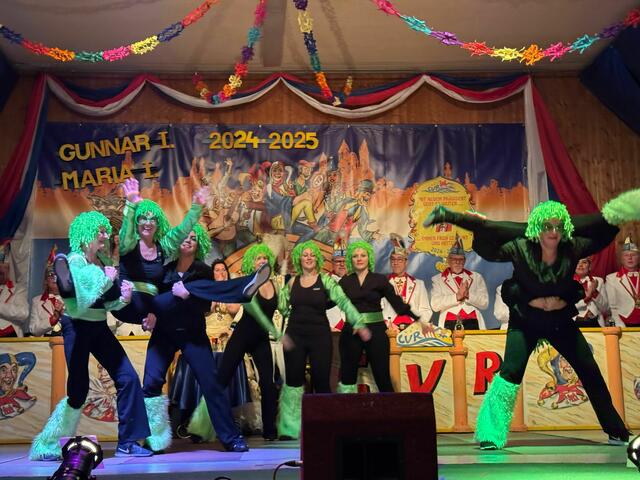 Die Showtanzgruppe des TSV: Die Nachteulen | Foto: CV Rheinfunken/gratis