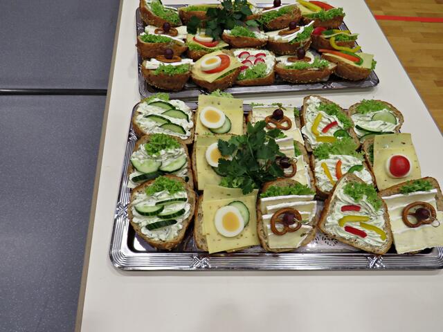 Leckere belegte Brötchen | Foto: Brigitte Melder