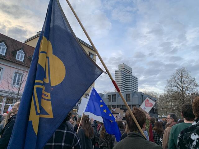 Abschlusskundgebung auf dem Schillerplatz in Kaiserslautern | Foto: Peter Krietemeyer