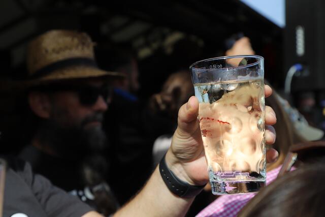 Der Schorle im Mittelpunkt der Weinfeste in der Pfalz  | Foto: Anne Sahler