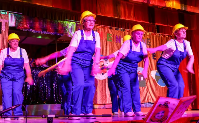 Fleißige Arbeiterinnen | Foto: Wolfgang Neuberth