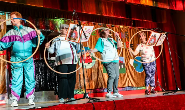 Hula Hoop-Sport ist Mord - | Foto: Wolfgang Neuberth