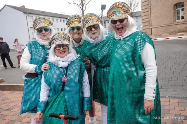 beste Stimmung beim Germersheimer Fastnachtsumzug 2025 | Foto: Paul Needham