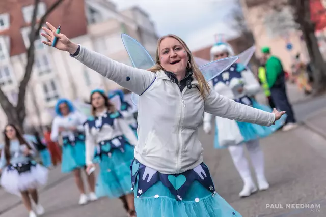 beste Stimmung beim Germersheimer Fastnachtsumzug 2025 | Foto: Paul Needham