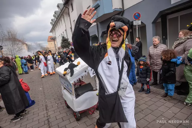 beste Stimmung beim Germersheimer Fastnachtsumzug 2025 | Foto: Paul Needham