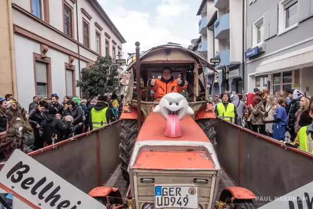 beste Stimmung beim Germersheimer Fastnachtsumzug 2025 | Foto: Paul Needham