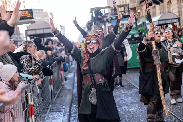 Lebensfreude pur - Straßenfastnacht in Karlsruhe - 2025 | Foto: Paul Needham