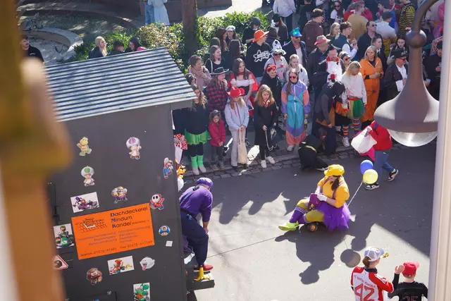 Sogar ein eigenes Kart hatten die Fasnachter dabei | Foto: Katharina Wirth
