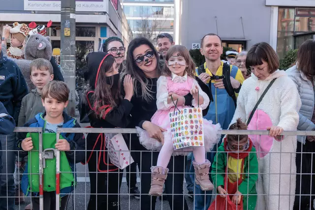 Straßenfastnacht in Karlsruhe - 2025 | Foto: Paul Needham